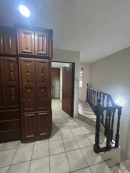 Casa Av Las Torres