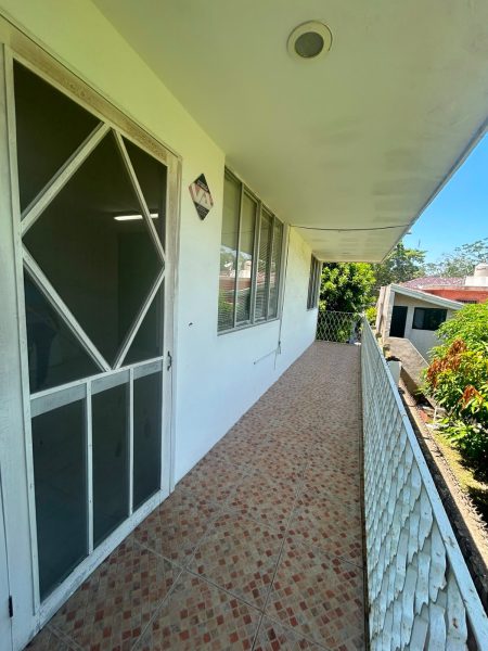 Casa en Colonia Altavista en venta